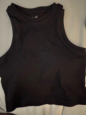 NWOT ProFit Ribbed Crop Black Tank Top - Women with built in bra, Size S